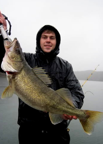 Dale Hollow Lake Fishing Guides 