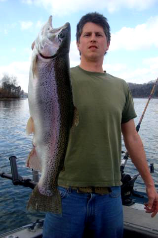 Dale Hollow Lake Fishing Guides 